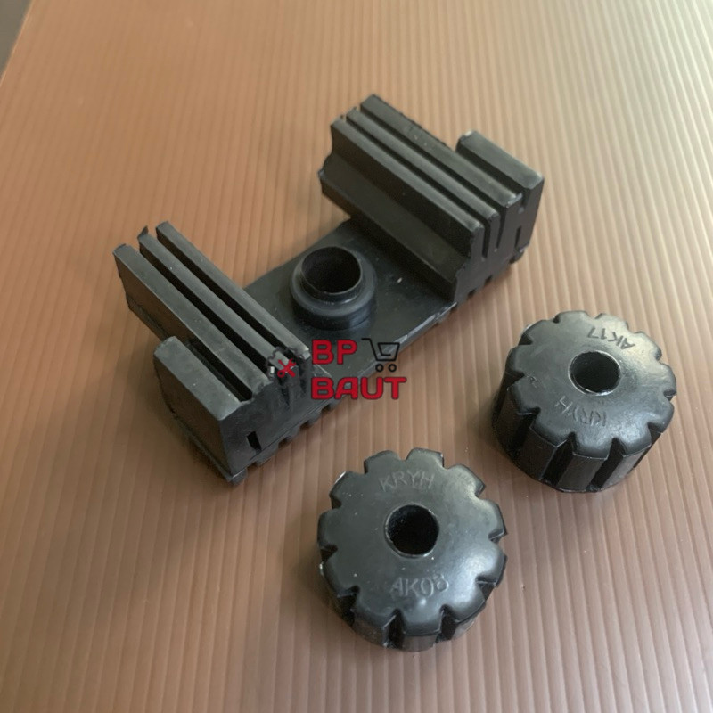 3 PCS KARET GANJAL TANGKI MOTOR HONDA WIN/GL 10/GL PRO/GL MAX/MEGAPRO/KARET TANGKI SATU SET/KARET TA
