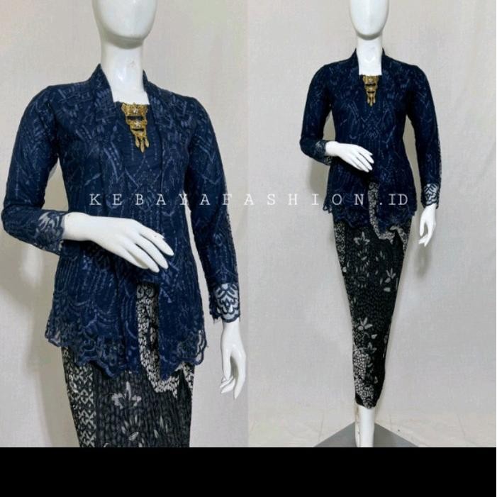 

kebaya tradisional floy /kebaya modern kutu baru Baju Brokat Cantik Motif Mewah Bunga Dress Wisuda Remaja - wardah, M