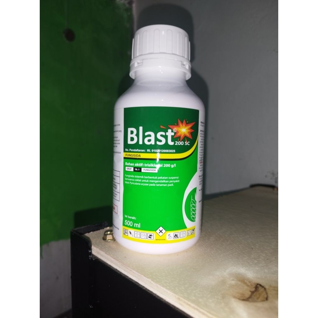 Fungisida BLAST 200 SC - 500 ml