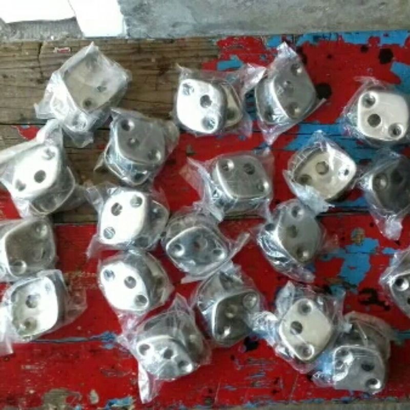 Manisan sein reteng c70