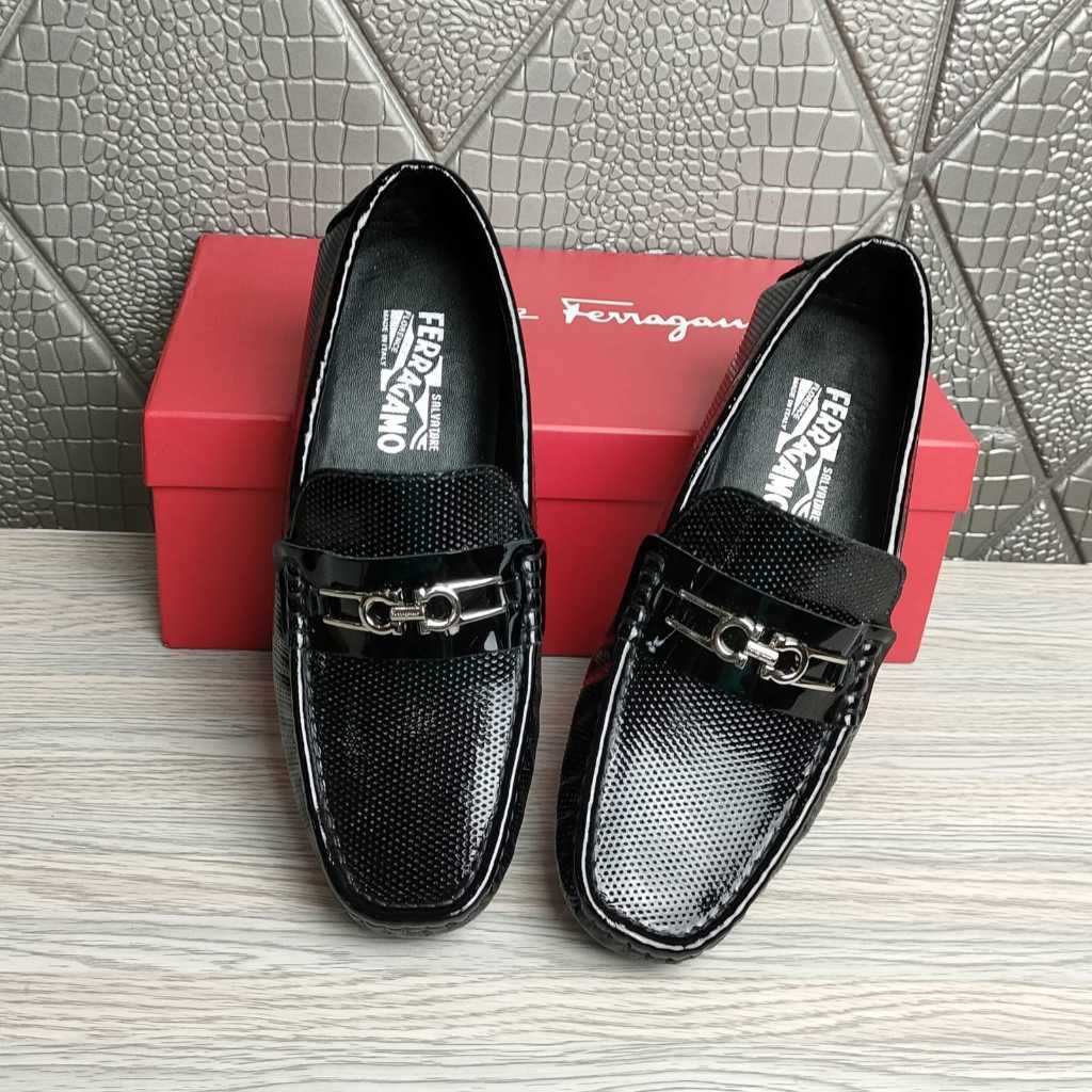 sepatu loafer pria slip on loafers cowok branded tanpa tali import - 80913