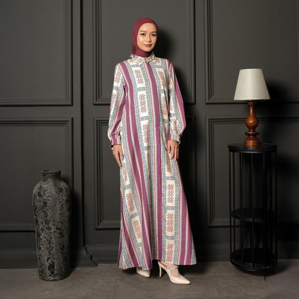 ZM Zaskia Mecca - Marla Gamis Wanita - Edisi Monogram Lambang