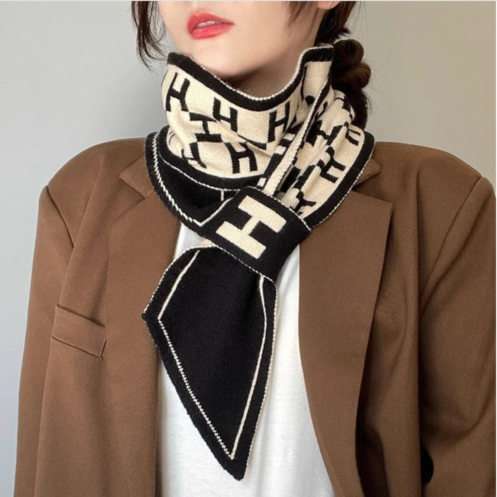 Syal Rajut Wanita Import Motif Branded Premium / Syal Musim Dingin/ Winter Scarf/ Syal Winter Lembut