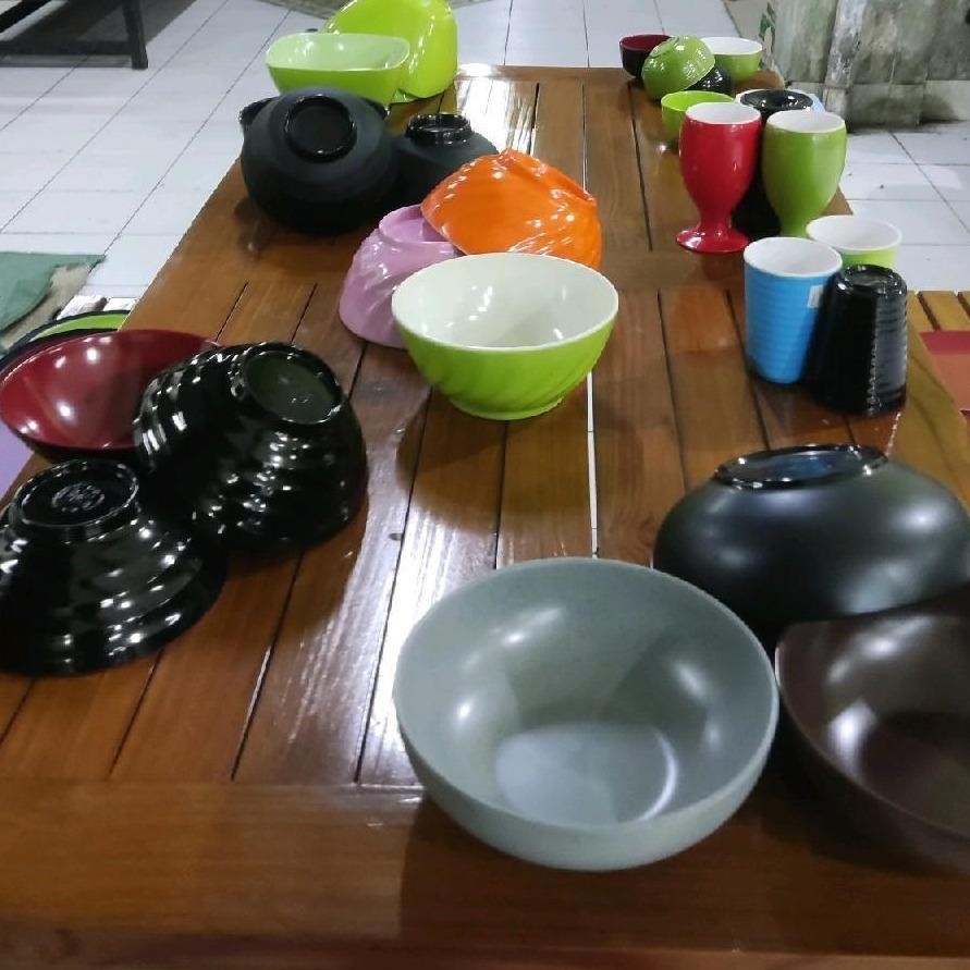 2 KILO Masterpiece Kitchen Set - All-in-One Dining Delight: Gelas, Piring, Mangkok, Alat Makan & Min