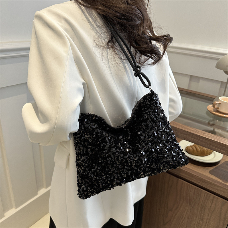 Tas Selempang Wanita Terbaru 2024 dengan Desain Baru INS yang Modis untuk Gaya Trendy Sederhana DMTS