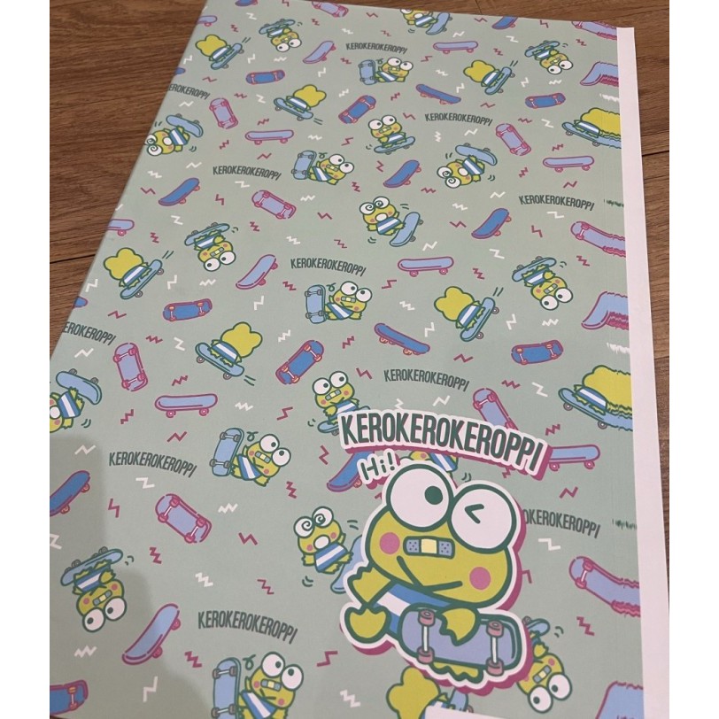 

Kertas kado keroppi abu-abu