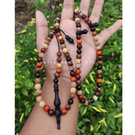 MAKRIFATBUSINESS Tasbih kayu.stigi.dewandaru.galih asem.gaharu.secang dll/tasbih kombinasi kayu Nusa