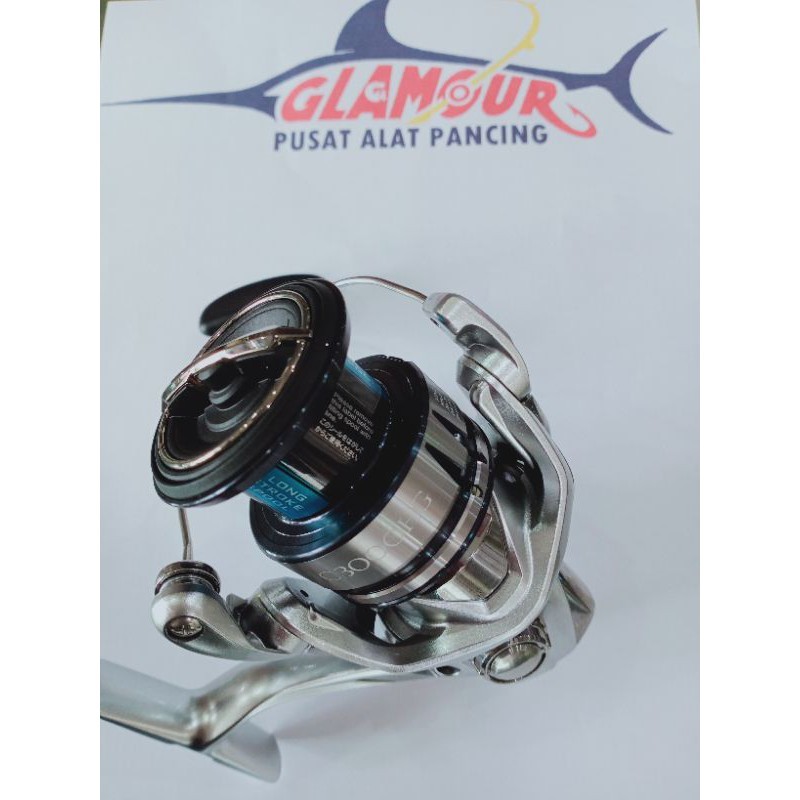 Reel shimano stradic fl c 3000 HG / katrol shimano stradic fl c 3000 HG