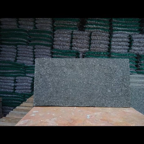 Batu Alam Andesit Bakar (persegi panjang) - 10x20 2304