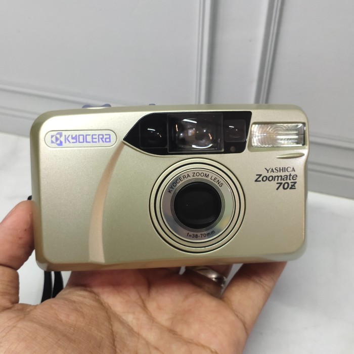 Kyocera Yashica Zoomate 70Z