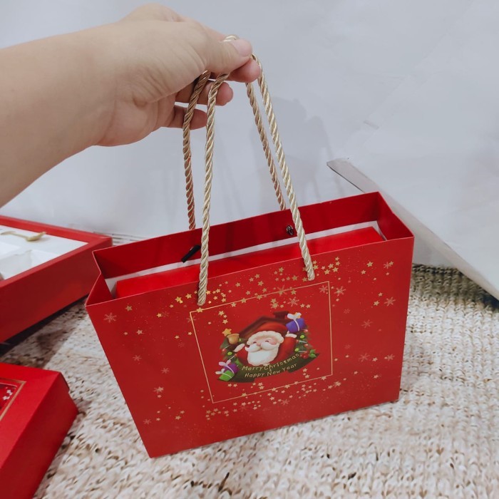 

Hampers Realfood Edisi Natal / Kado Minuman Sehat Walet - HNTL2101 - 2Botol Custom