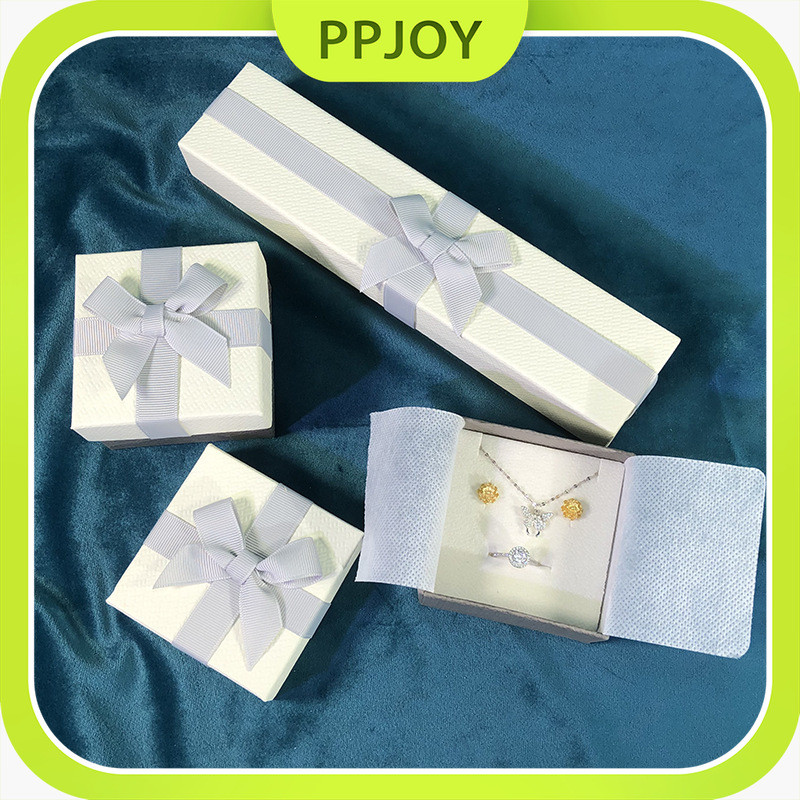 

Gift Box Kotak Cincin Gelang Tempat Hadiah Valentine Ulang Tahun - Kotak Box Perhiasan