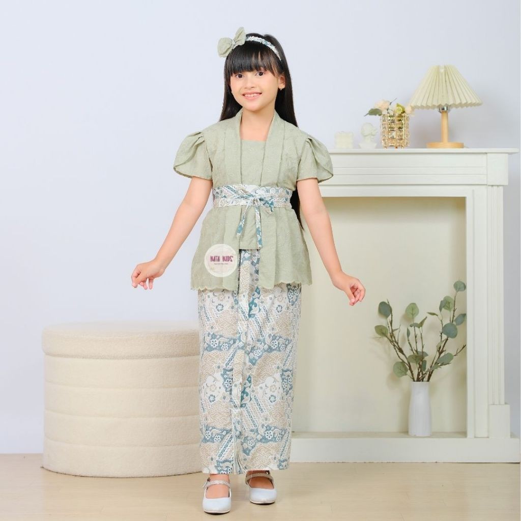 Setelan Kebaya Anak Perempuan/ Kutubaru Anak Atasan Pendek Rok Panjang Aruna