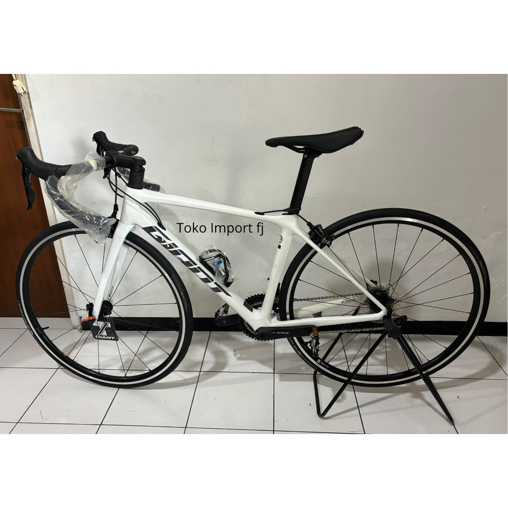 Ready Sepeda Balap Giant TCR Advanced 2 XS Shimano 105 Roadbike White