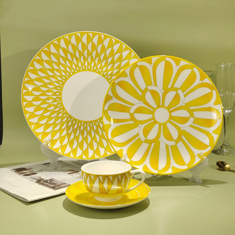 

European Yellow Style Tableware Bone China Cup Personality Western Cuisine Plate Geometric Creative Household Steak Dinner Plate