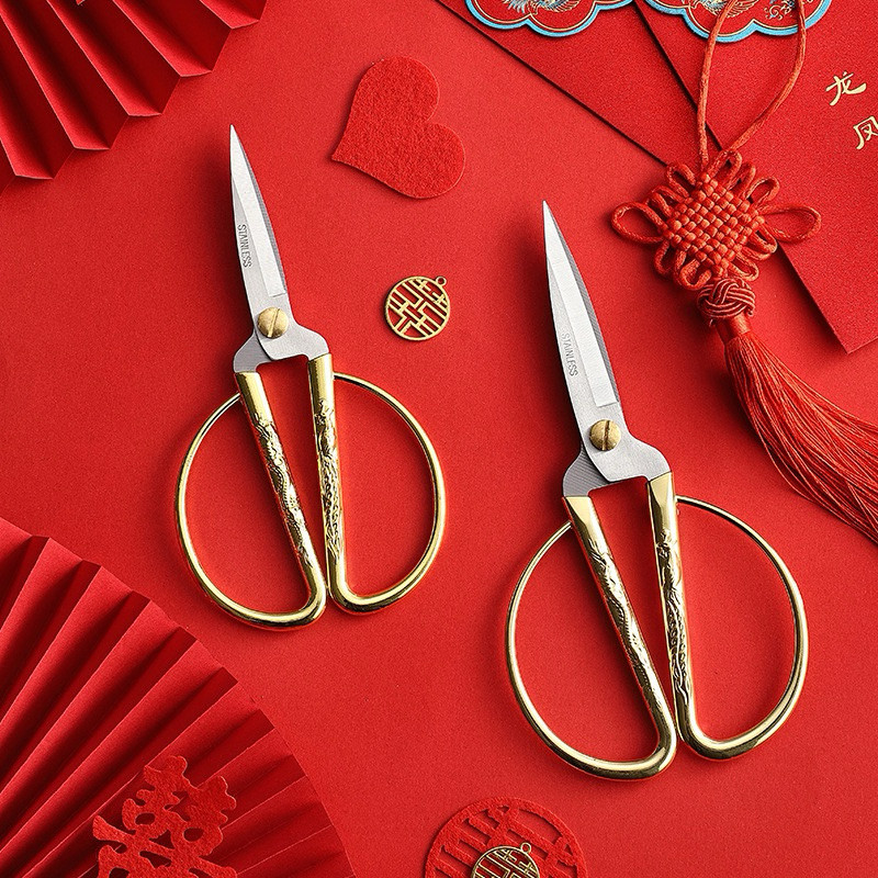 

Sasa Gunting Emas Pernikahan Dragon Phoenix High Quality / Golden Scissors Ceremony / Gunting Emas Wedding Sangjit Hantaran Pernikahan Red Wedding / Perlengkapan Sangjit Teapai Nikah Upacara / Gunting Shuangxi Potong Pita Perayaan Event Chinese Wed