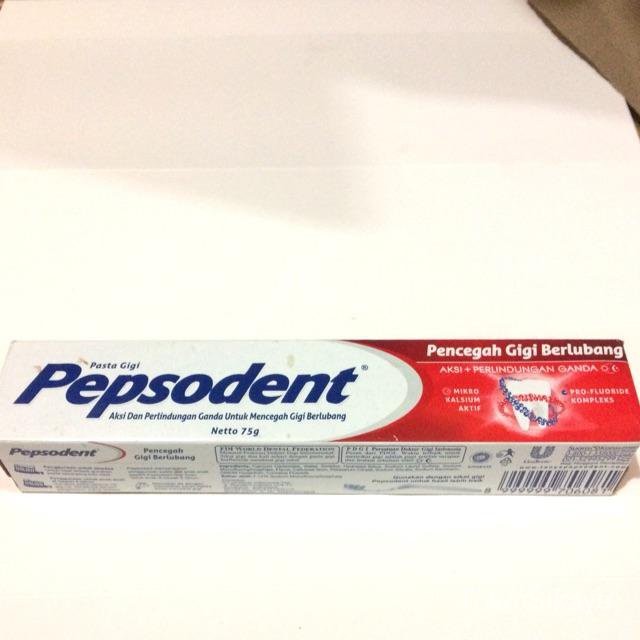 

PEPSODENT TANGGUNG 75 gr 75gr - Pepsoden Putih Pak Original Grosir Murah Pasta Gigi Sedang Kecil Dus