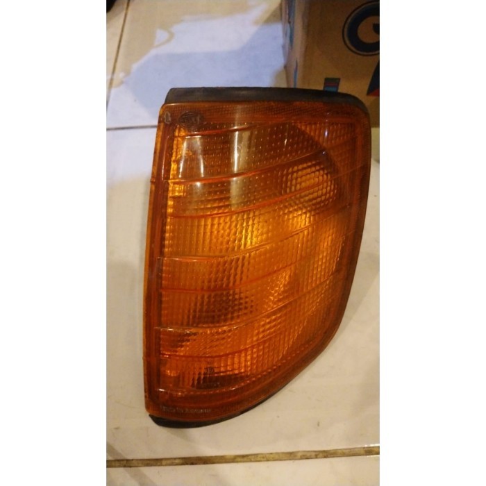 Lampu Sein Mercedes-Benz W124