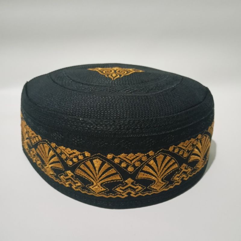 Peci hitam kopiah haji motif sudemala