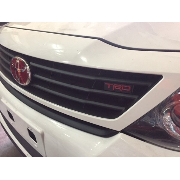 emblem trd grill fortuner