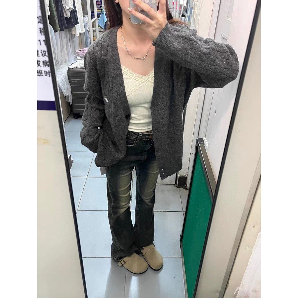 2024 Autumn and Winter New Cashmere cardigan women sweater cashmere knitted  V-Neck Cashmere cardiga