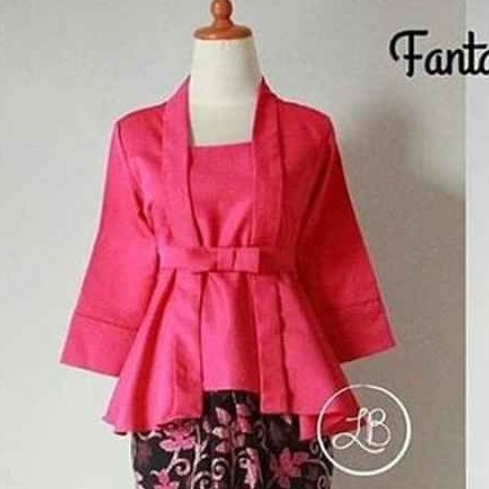 

Kebaya Atasan Kutubaru Baloteli Modern Wanita Dengan Aneka Variasi War - ATASAN HITAM