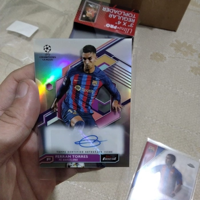 KY562 Kartu Bola Topps Chrome Refractor Auto Autograph Ferran Torres Barcelona | RARE