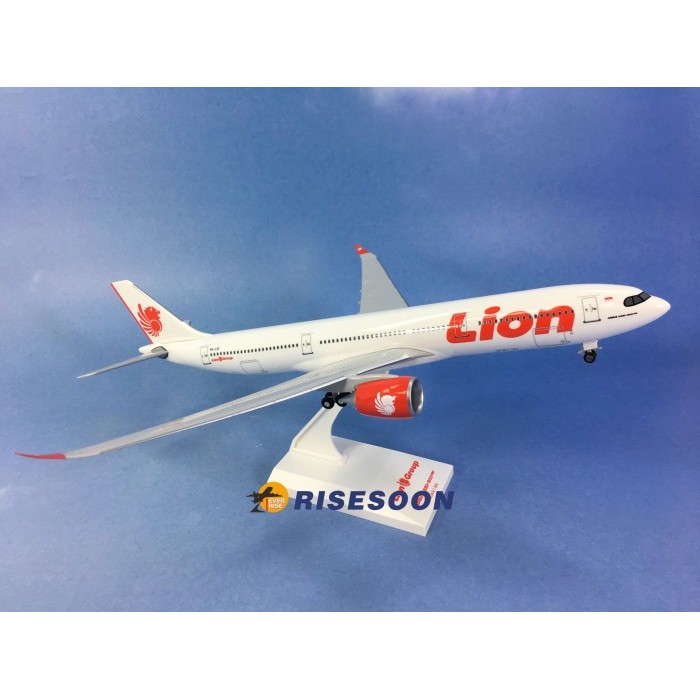 Miniatur Pesawat Terbang Lion Air A330-900neo PK-LEI  Risesoon 1:200  ( Plastik ) Diecast Aircraft
