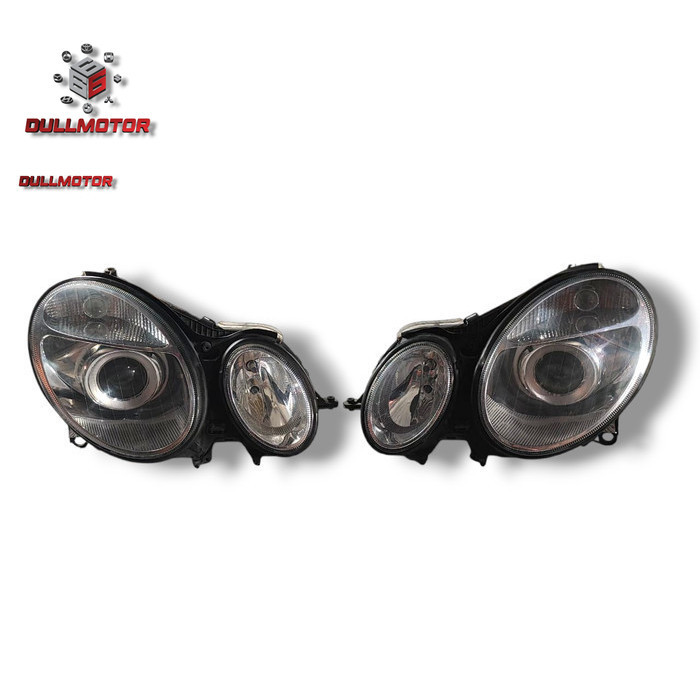 Headlamp Mercedes Benz W211  Original Mercedes Benz  Kondisi seken - Kanan
