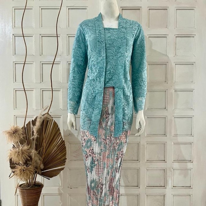 ✨LARIS✨ -ATASAN KEBAYA BROKAT KUTU BARU/ KEBAYA MURAH/KEBAYA MEWAH/BROKAT - biru laut, S