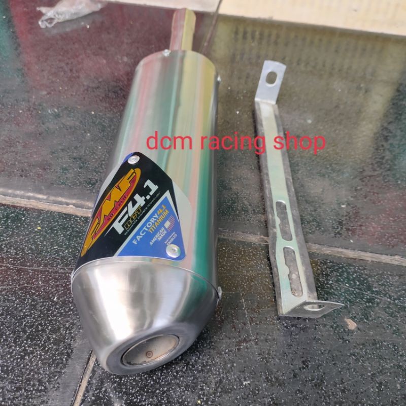 Koltukdagi straplez tasmali porno video