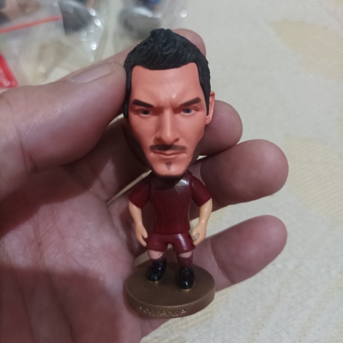 KY562 Totti Roma Soccerwe figure Celana Maroon