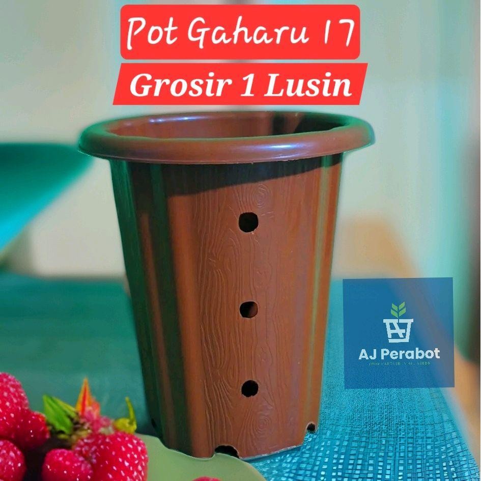 GROSIR 1 LUSIN Pot Gaharu 17 / Pot Tinggi Lubang / Pot Tanaman / Pot Bunga /Pot Plastik / Pot Anggre