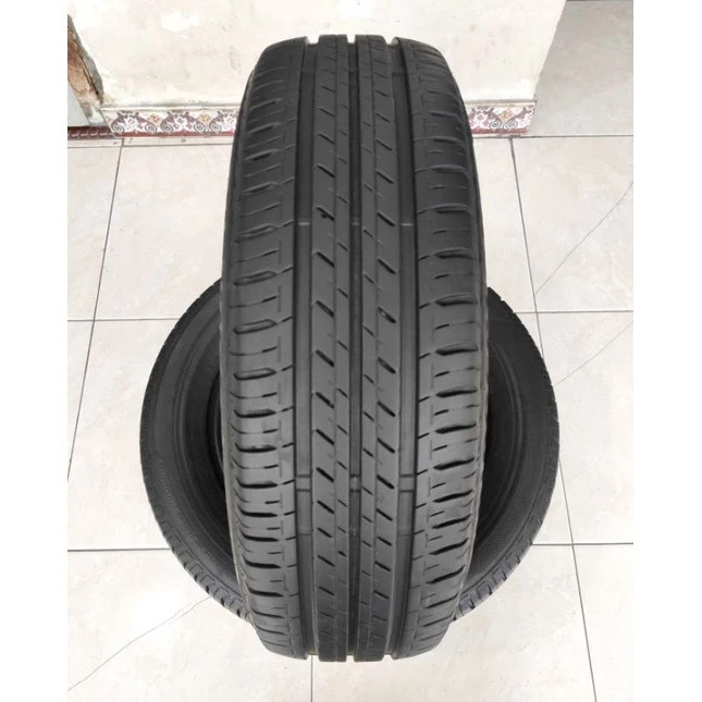 ban mobil copotan ring15 185/65 R15 tubeless