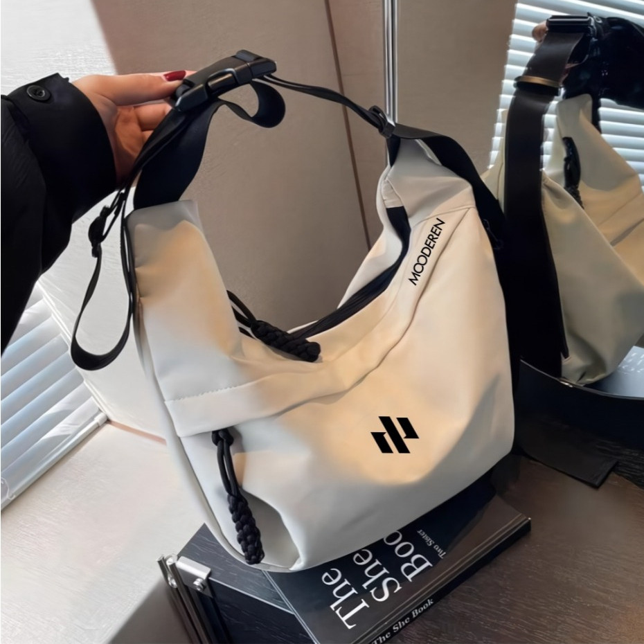 Tas Selempang Pria Dan Wanita Warna Hitam Putih Merah Krem