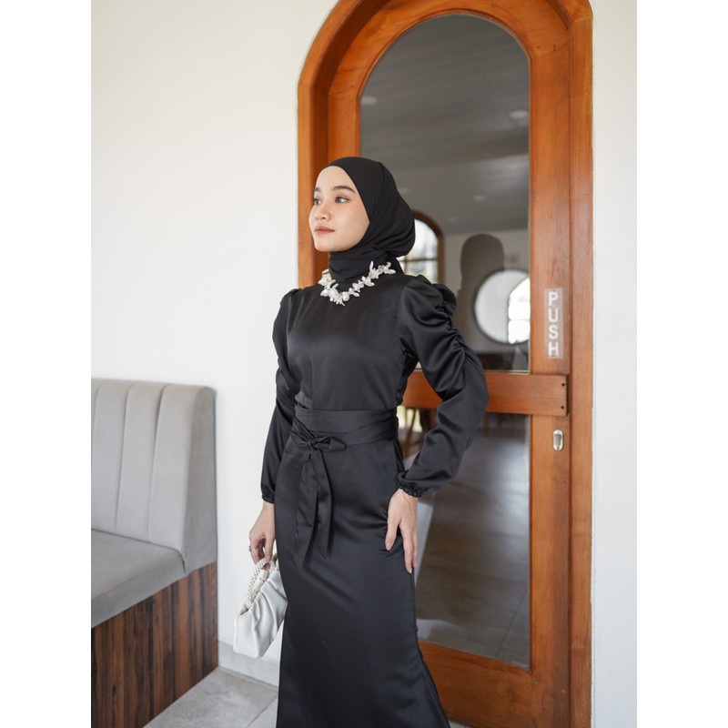 G040 | KAMILA DRESS GAMIS LEBARAN ELEGAN KEKINIAN DRESS KONDANGAN SATIN VELVET [Girls_collection.id]