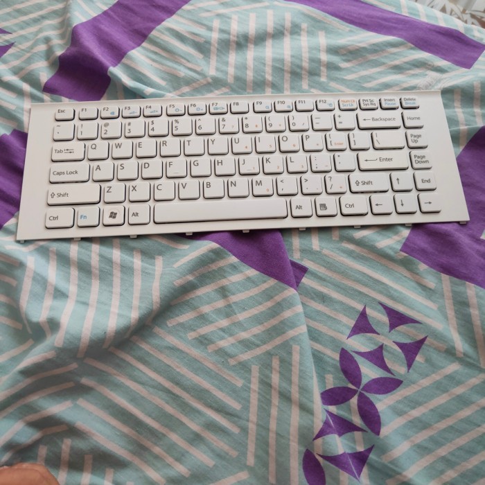 Keyboard Sony Vaio PCG-61212w PCG-61213w PCG-61312w PCG-61313l