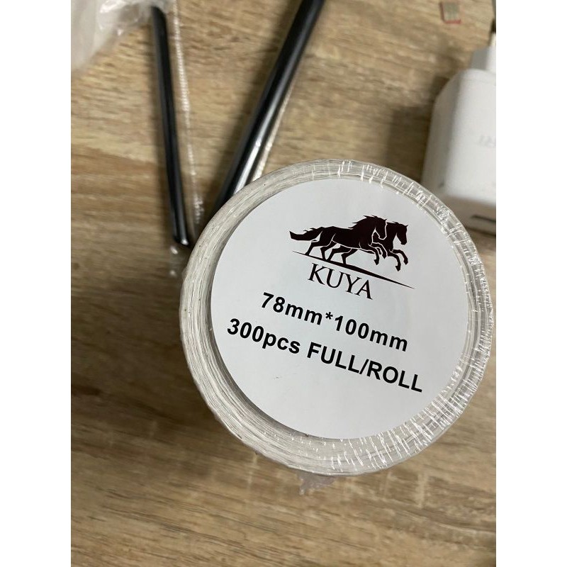 

Kertas Thermal 78 x 100 mm isi 300 lembar Kertas resi sticker label