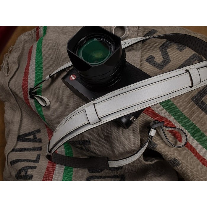 Angelo Pelle Neckstrap Ferrara for Leica SL S M Q CL --Cracked White