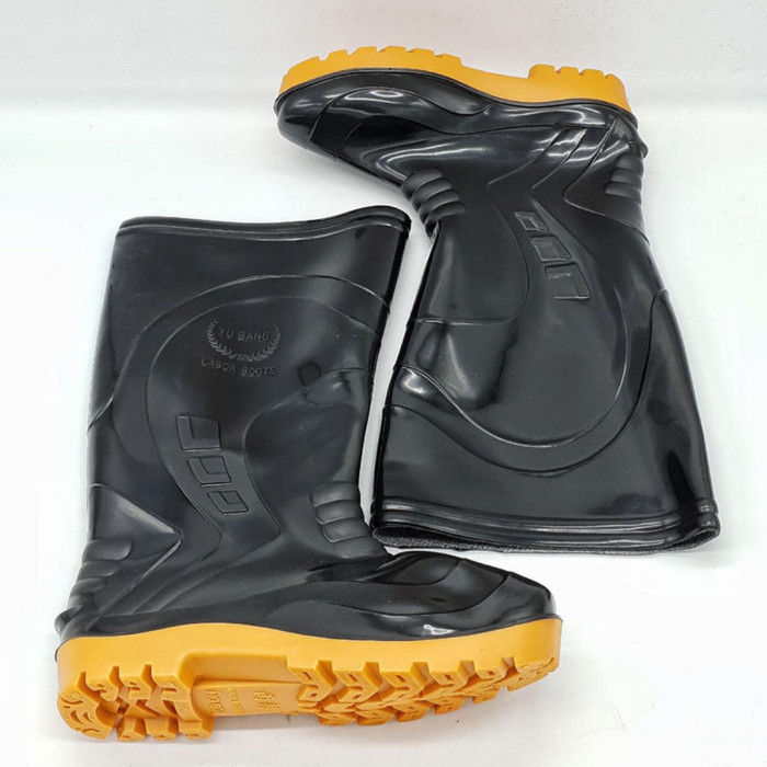 Sepatu Boots Tukang dan Proyek Karet Yubang Berkualitas