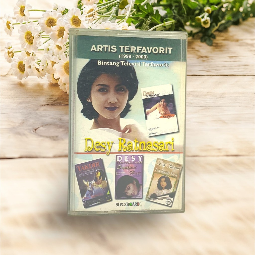 Kaset Pita -  Desy Ratnasari - Artis Terfavotit 199-2000 Bintang Televisi Terfavorit