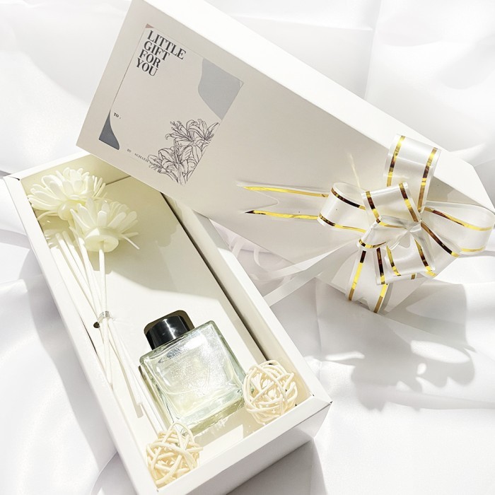 

Hampers lebaran imlek natal / souvenir Pernikahan Reed Diffuser 50ml - lavender