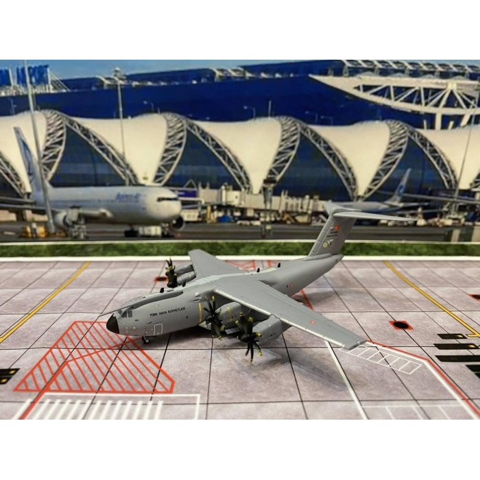 Miniatur Pesawat Terbang Turkish Air Force Airbus A400M 18-0093  Gemini Jets 1:400 Diecast Aircraft