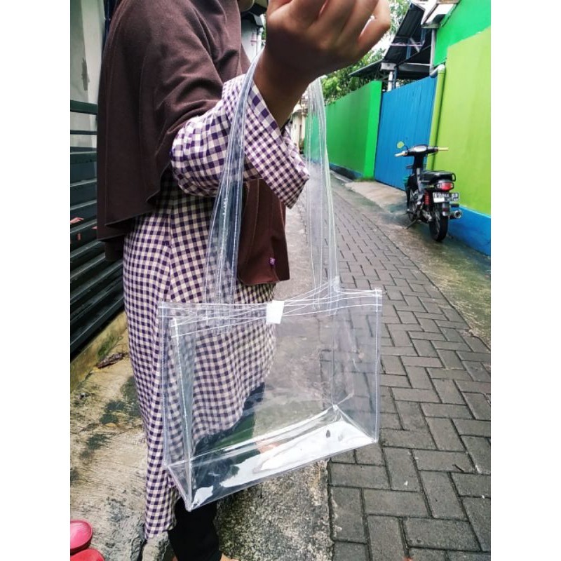 

Tas Mika Bahan Berkualitas