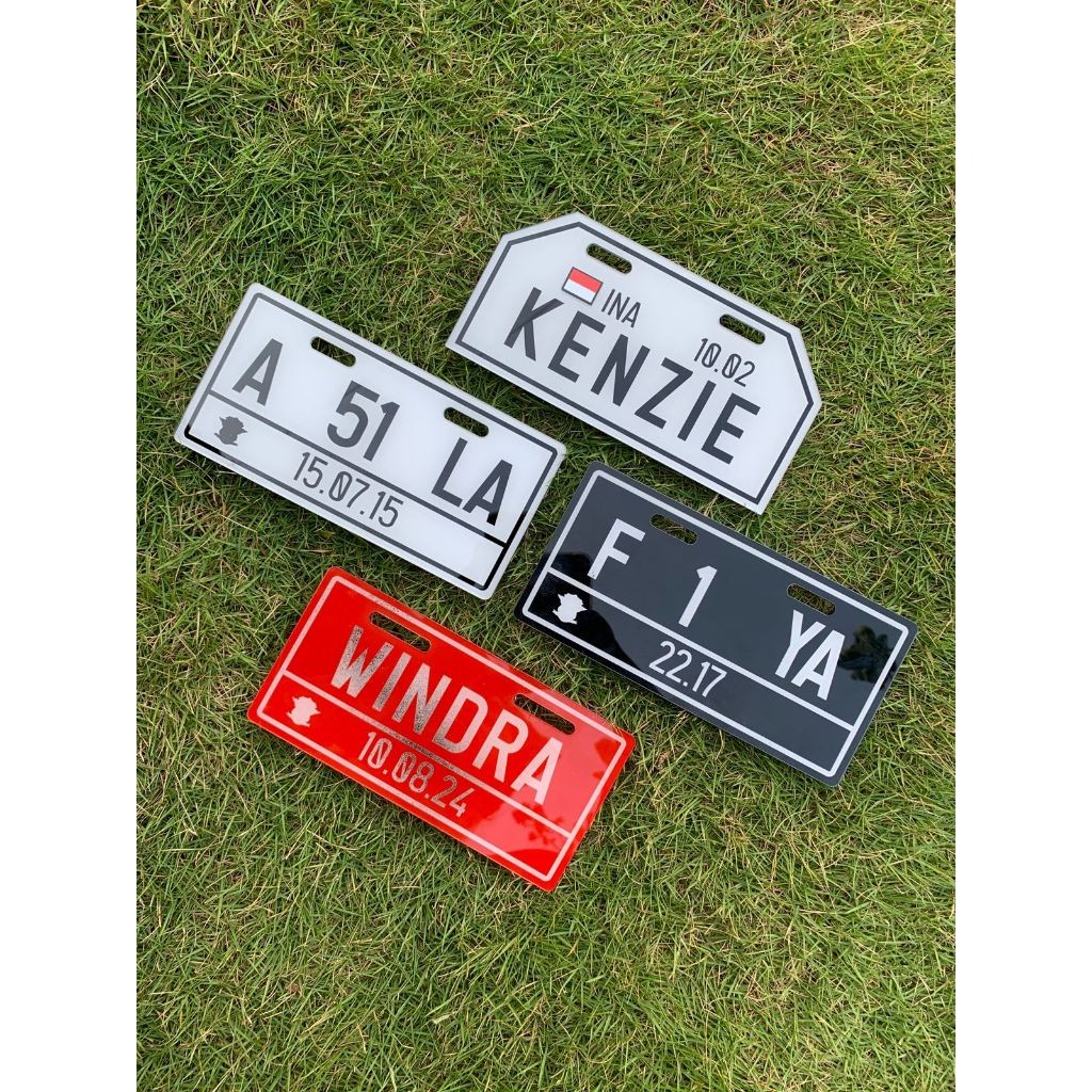 

Papan Akrilik Plat Sepeda | Custom Nama Plat Nomor Bahan Akrilik