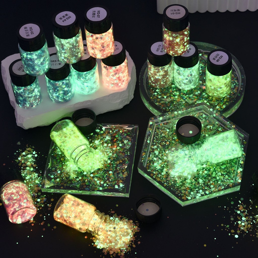 

Luminous Sequ Epoxy Resin Filling Pigment Glow In Dark Hexagon Shiny DIY Resin Silicone Mold Glitter Nail Art Jewelry Decor
