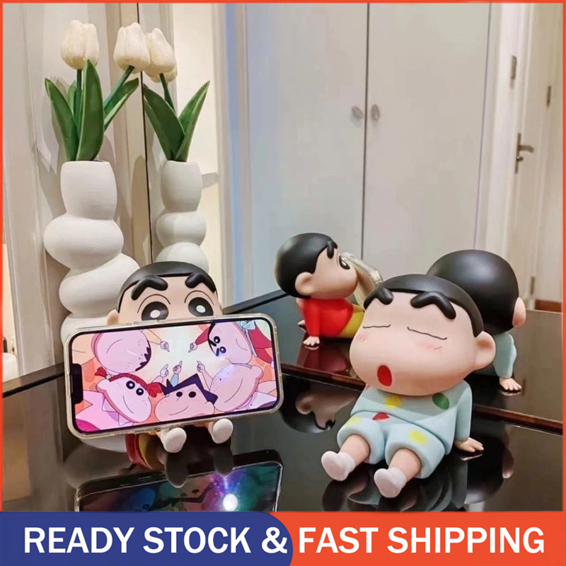 New Dudukan Ponsel Krayon Shin-chan Dekorasi Desktop Boneka Anime Tempat Telepon Anime Jepang Figure