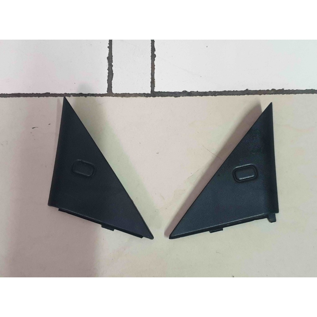 segitiga cover spion dalam kiri atau kanan Toyota Corolla Twincam 1990