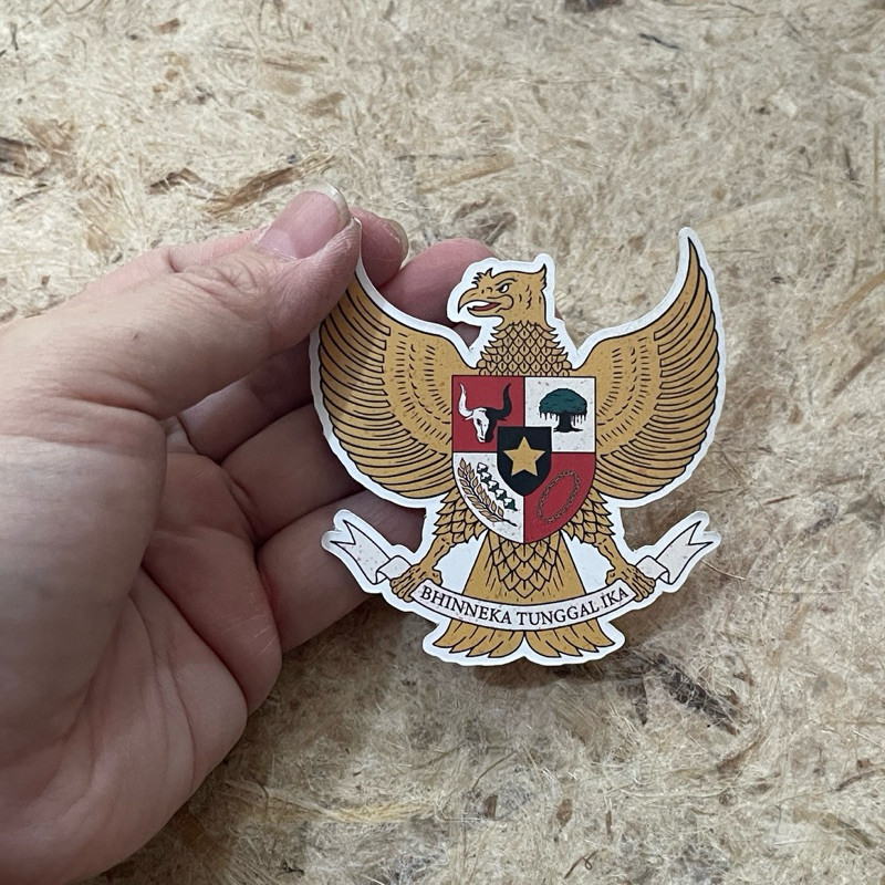 

Stiker Cutting Burung Garuda Pancasila – Vinil Glossy Elegan, Simbol Kebanggaan Bangsa