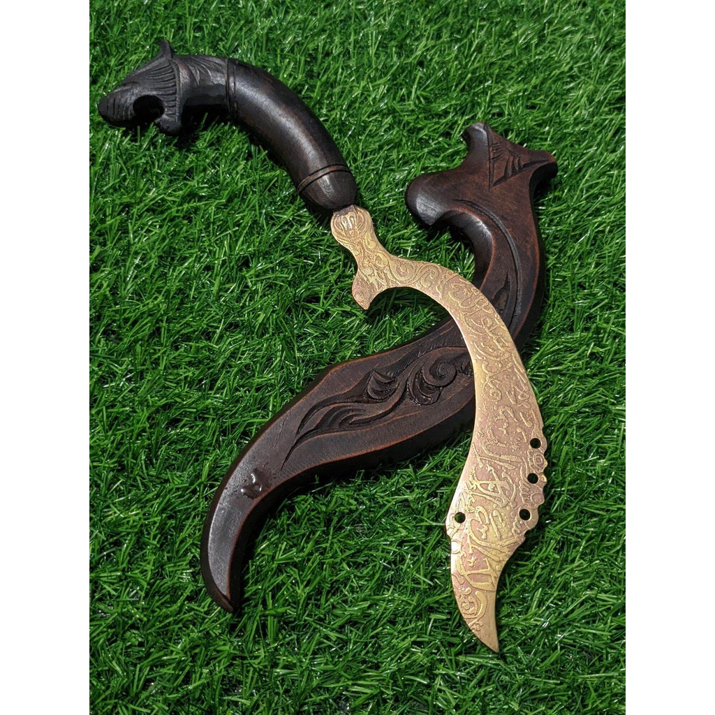 MAL 109 kujang Macan Siliwangi  Sedang Model Kuningan Kayu Rasamala ukir